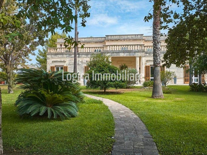 Casa con 6 locali in vendita in Via Capograsso, Lequile