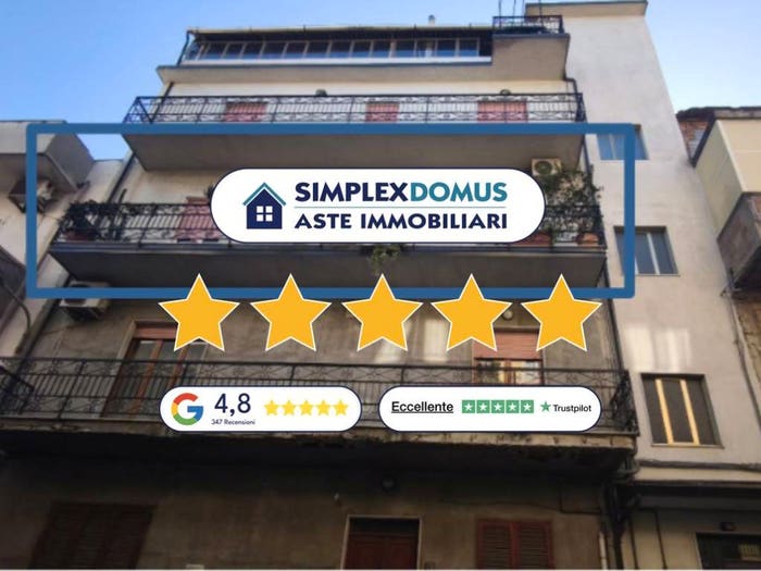 Appartamento con 5 locali in vendita in Via Ugo Foscolo, Gioia Tauro