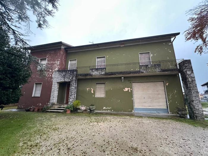 Casa con 6 locali in vendita in Via Padana Superiore, Molinetto, Mazzano