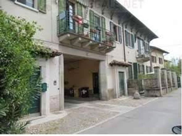 Appartamento trilocale in vendita in Via Coralli, Via Riviera, Pavia