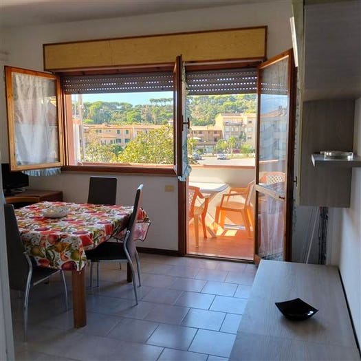 Appartamento bilocale in vendita in Via Provinciale Est, Porto Azzurro