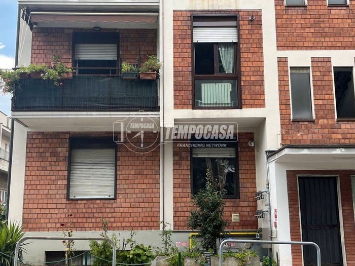 Appartamento trilocale in vendita in Via Pio XI, Sagnino, Como