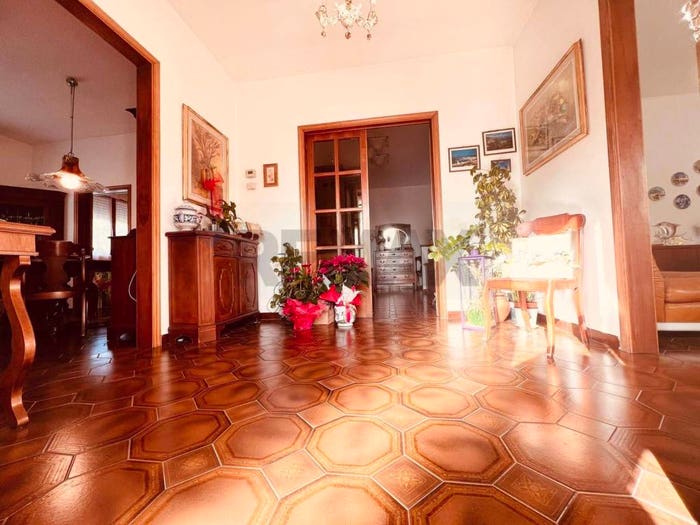 Appartamento con 5 locali in vendita in Marina di Cecina, Cecina