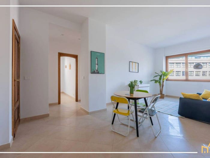 Appartamento trilocale in vendita in Piazza Piccapietra, Centro Città, Genova