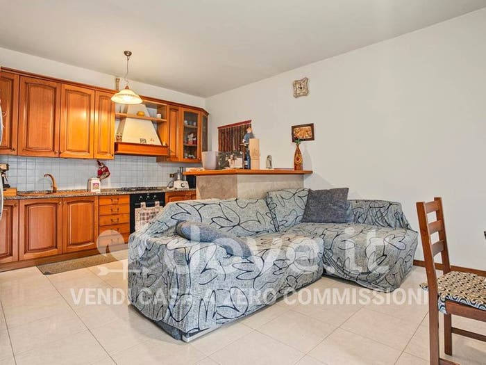 Appartamento trilocale in vendita in Via Legnago, Borgo Roma, Verona
