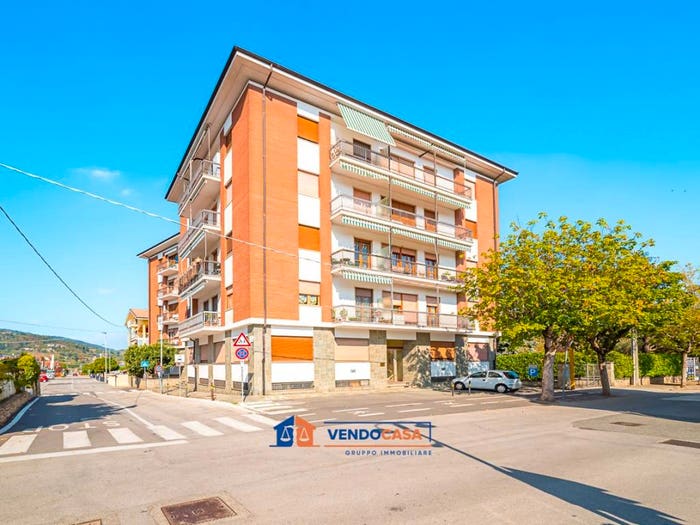 Appartamento trilocale in vendita in Corso Giovanni Giolitti, Centro, Busca