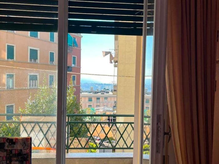 Appartamento quadrilocale in vendita in Via Aldo Acquarone, Castelletto, Genova