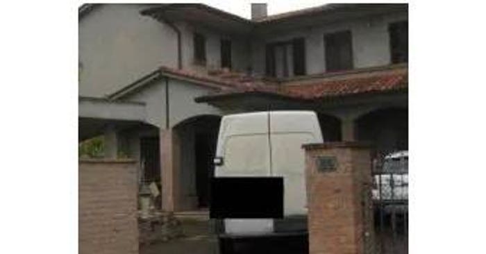 Appartamento quadrilocale in vendita in Via del Quattro Forlì FC Italia, Quattro, Forlì