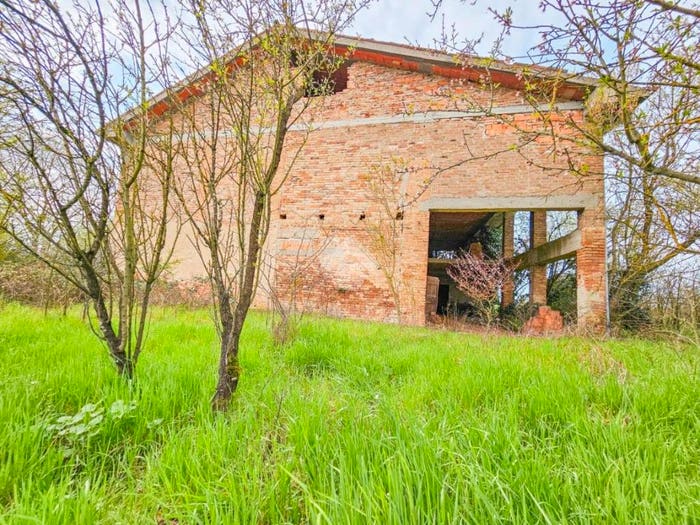 Casa con 6 locali in vendita in Via Lobbi, San Giuliano Nuovo San Giuliano Vecchio, Alessandria