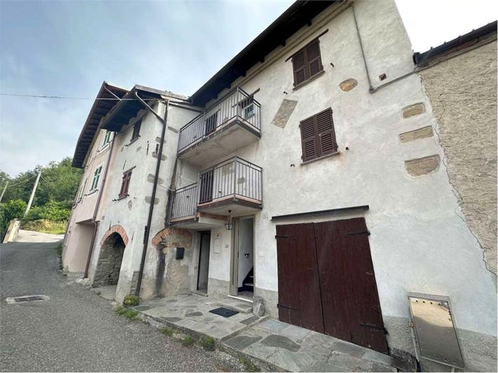 Casa con 6 locali in vendita in Merlassino, Cantalupo Ligure