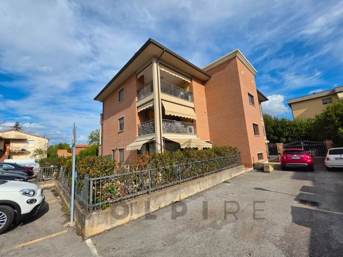 Appartamento trilocale in vendita in Strada Rovere, Montebello, Perugia