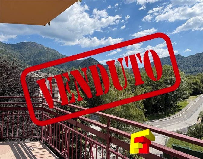 Appartamento trilocale in vendita in VIA PER CASSINA, Moggio