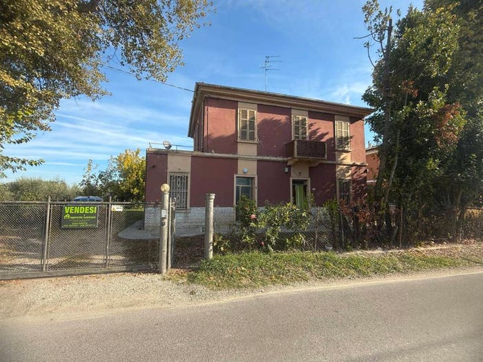 Casa con 6 locali in vendita in Via Tommaso Tamberlicchi, Ospedaletto, Forlì
