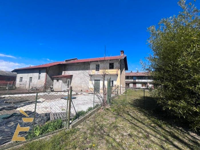 Casa con 6 locali in vendita in VIA ANTICA DI VIGONE, Cavour