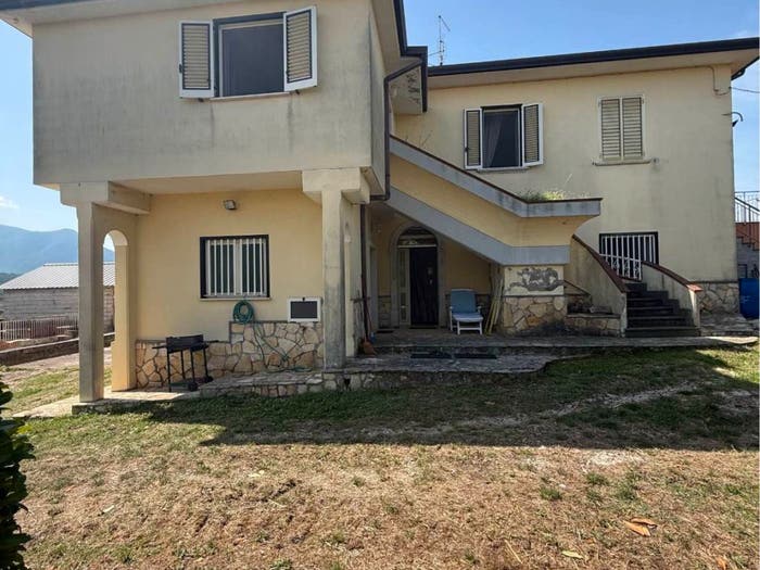 Casa con 6 locali in vendita in Contrada Bosco, Bosco, Montemiletto