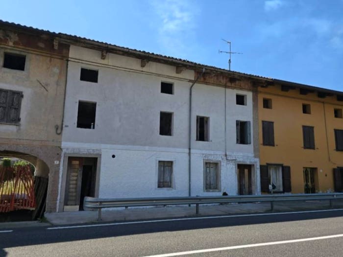 Casa con 6 locali in vendita in Via Codroipo, Basagliapenta, Basiliano