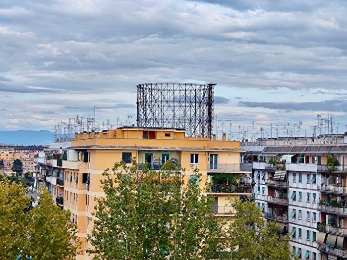 Casa quadrilocale in vendita in Piazza della Radio, Marconi, Roma
