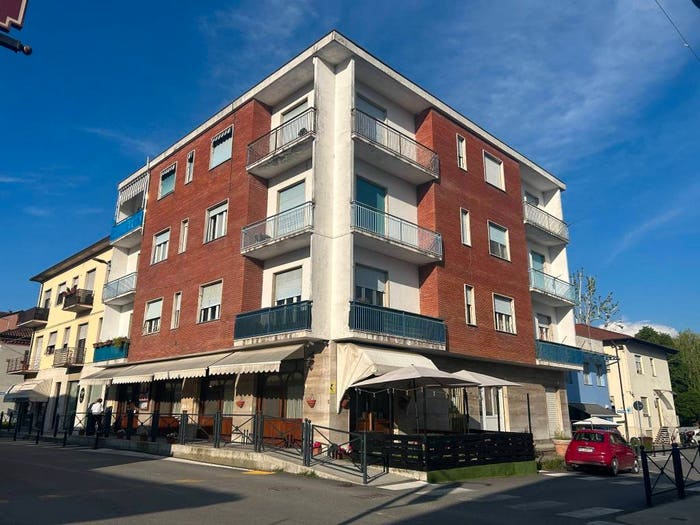 Appartamento quadrilocale in vendita in Via Cesare Pavese, Borgonovo, Neive