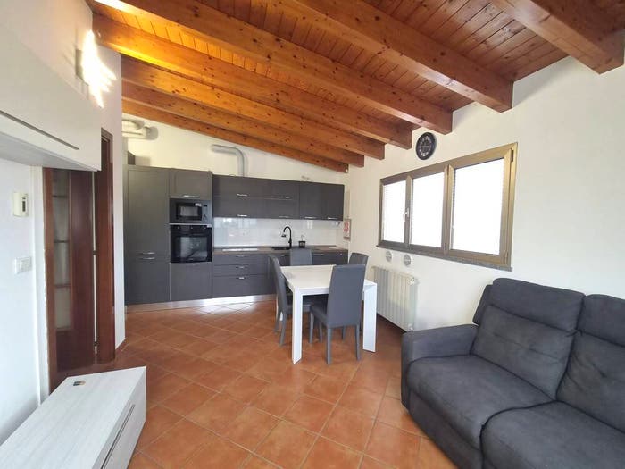 Appartamento bilocale in affitto in Via Giacomo Matteotti, Segrate Centro, Segrate