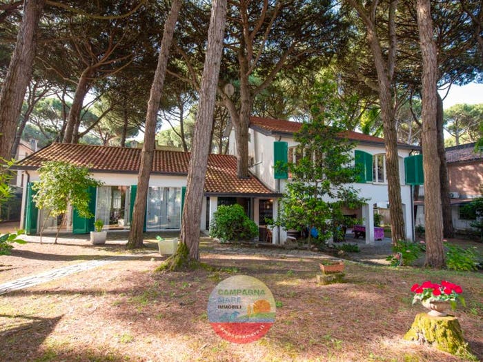 Casa con 6 locali in vendita in Via Dora, Lido degli Estensi, Comacchio