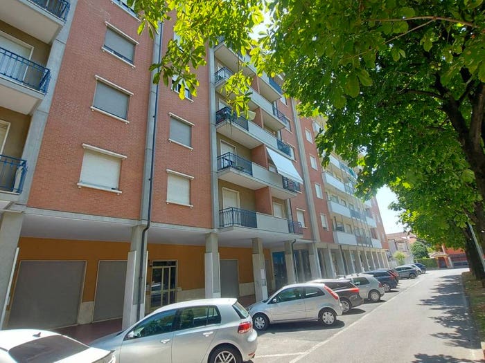 Appartamento trilocale in vendita in Via Novara, Centro, Fossano