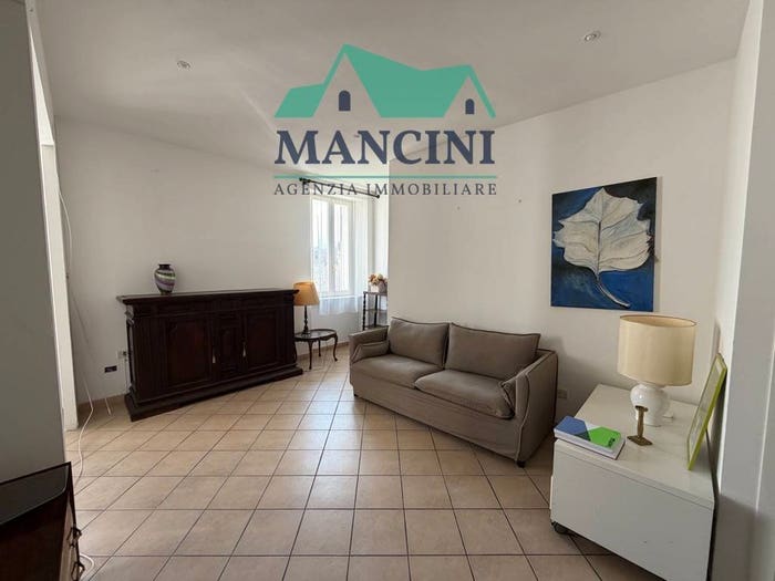 Casa con 5 locali in vendita in PIAZZA BACCIO PONTELLI, Centro Storico, Jesi