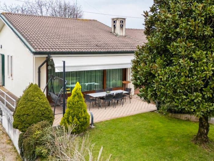 Casa quadrilocale in vendita in via comparine, Centro, Arcole
