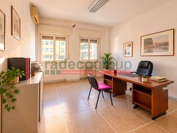 Appartamento trilocale in vendita in Via Grande, Via Grande Piazza della Repubblica, Livorno