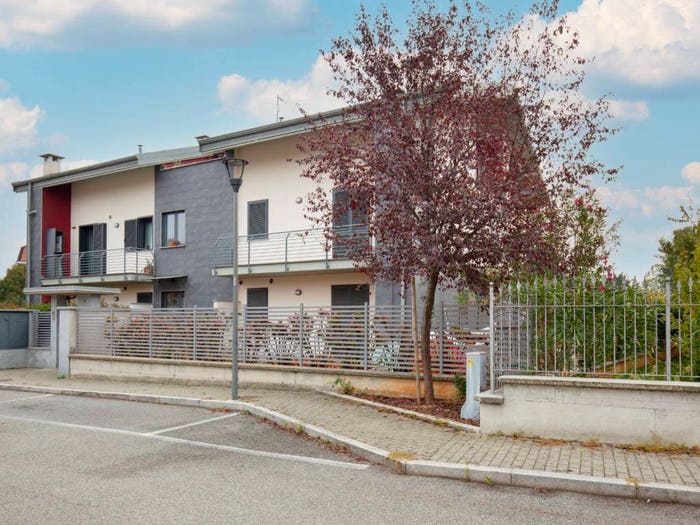 Appartamento con 6 locali in vendita in Strada Viali, Druento
