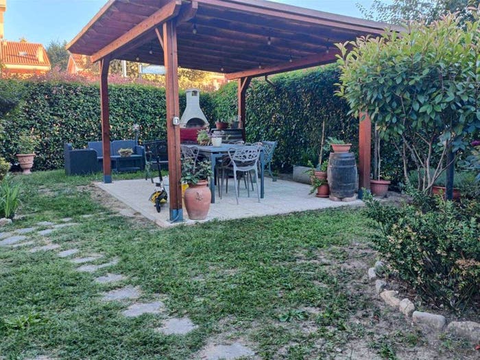 Casa con 6 locali in vendita in Campomigliaio, Scarperia e San Piero
