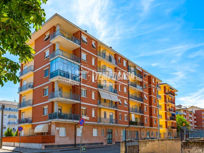 Appartamento trilocale in vendita in Via Tripoli, Centro, Fossano