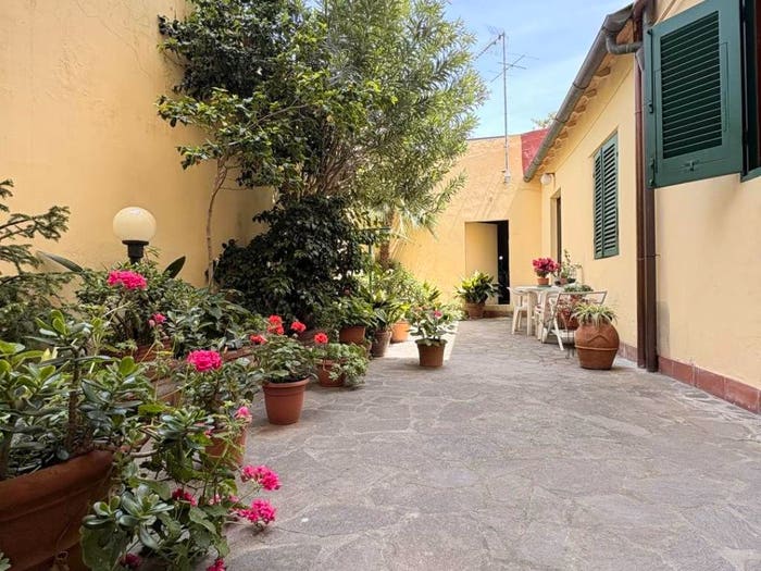 Appartamento con 6 locali in vendita in Porta a Mare Mazzini, Livorno