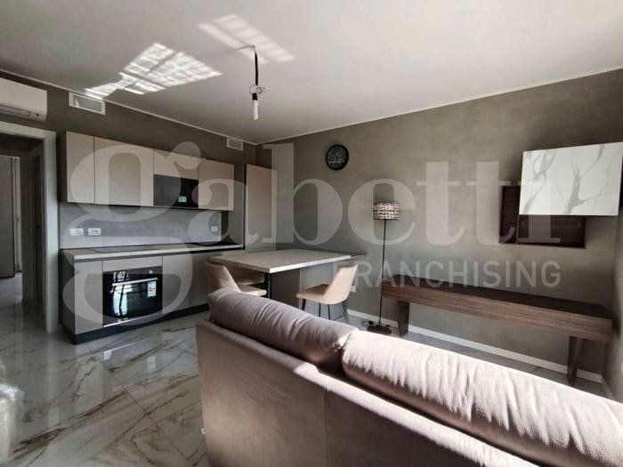 Appartamento bilocale in vendita in Via Ermenegildo Cantoni, Certosa, Milano