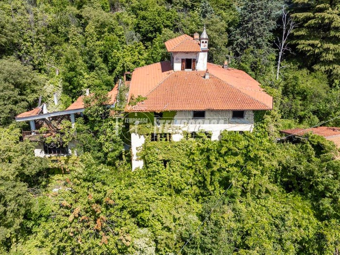 Casa con 6 locali in vendita in Via Generale Armando Pezzana, Condove