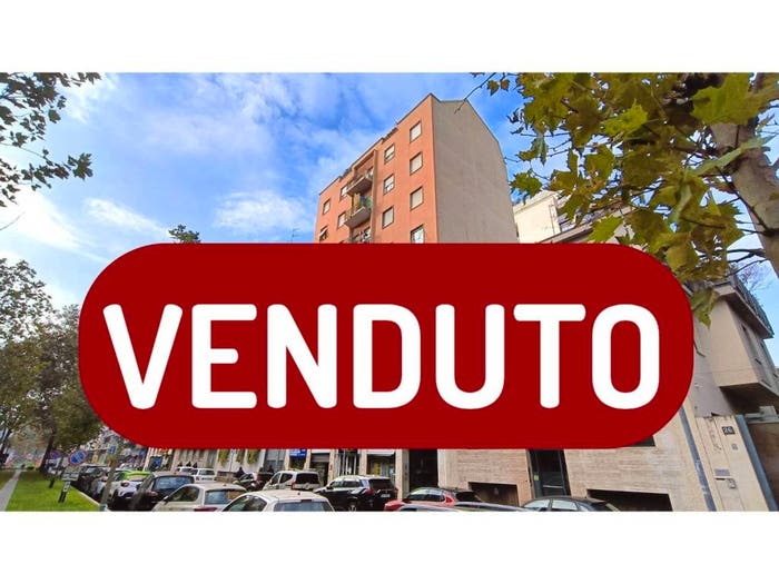 Appartamento bilocale in vendita in Via lorenteggio, Tripoli Soderini, Milano