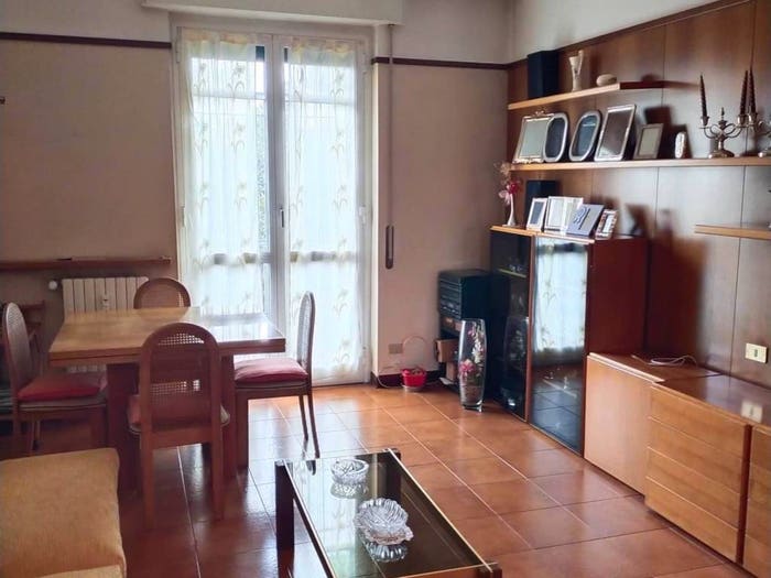 Appartamento trilocale in vendita in via Sant'Ampellio, Pezzotti Meda, Milano