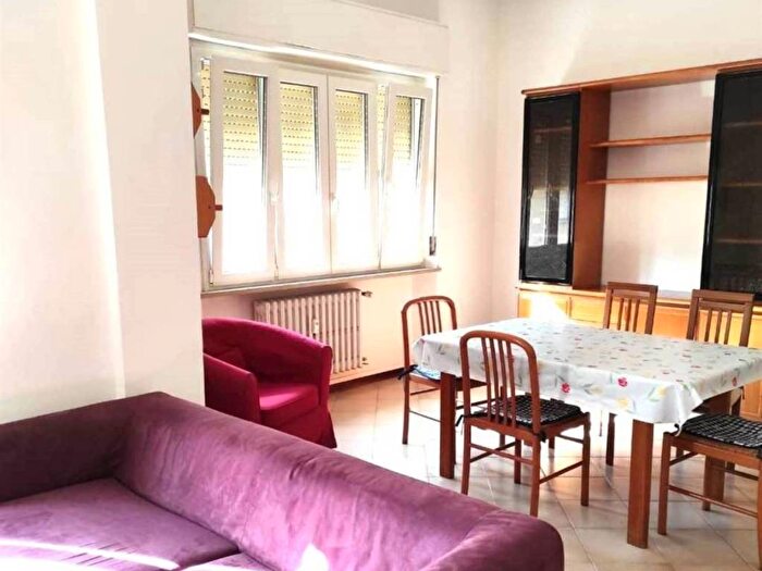 Appartamento bilocale in vendita in Via Giacomo Matteotti, Centro Storico, Ancona
