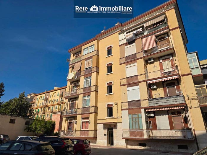 Appartamento trilocale in vendita in Via Monte Sabotino, Stazione, Foggia