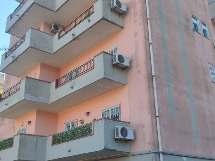 Appartamento quadrilocale in vendita in Via Comunale Santo San Filippo, San Giovannello, Messina