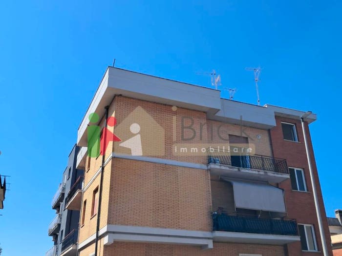 Appartamento trilocale in vendita in Via Lombardia, Centro, Nettuno
