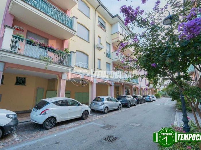 Appartamento bilocale in vendita in Via Genova, Centro, Lacchiarella
