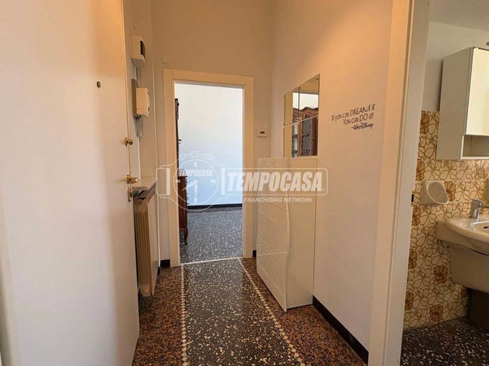 Appartamento bilocale in vendita in Via Piero Maroncelli, Sestri Ponente, Genova