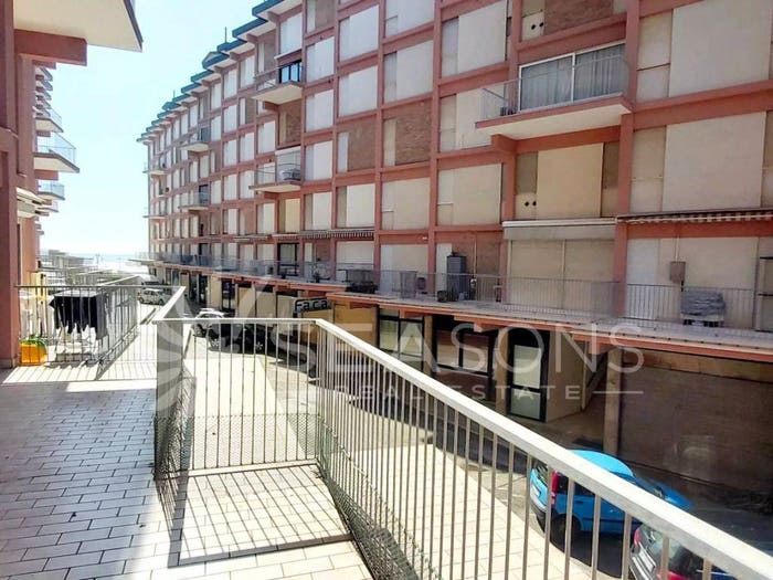 Appartamento con 5 locali in vendita in Lido Centro Ovest, Jesolo