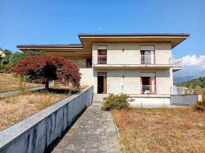 Casa con 6 locali in vendita in Via Pistino, Ceresane Curanuova, Mongrando