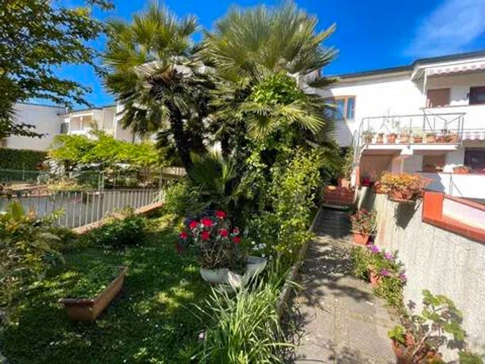 Casa con 6 locali in vendita in Stazione Di Populonia, Piombino