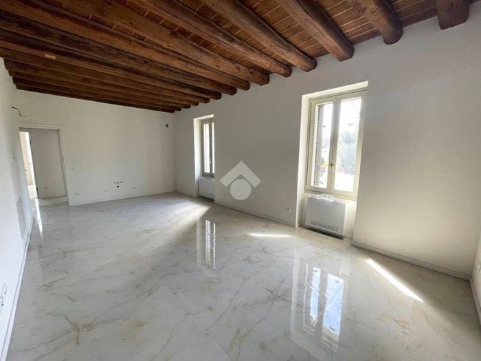 Appartamento quadrilocale in vendita in Via S Luigi, Centro, Ranica