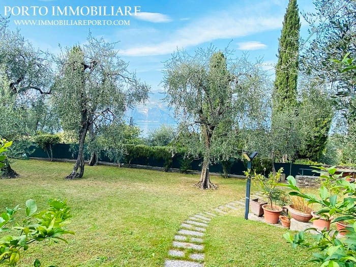 Casa con 6 locali in vendita in Magugnano, Brenzone sul Garda
