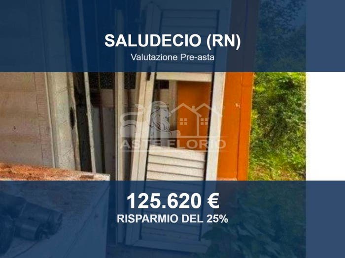 Casa con 6 locali in vendita in Via Monte Orciaro D, Centro, Saludecio