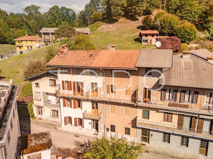 Casa con 6 locali in vendita in Frazione Ponzone, Trivero Prativero Ponzone, Valdilana