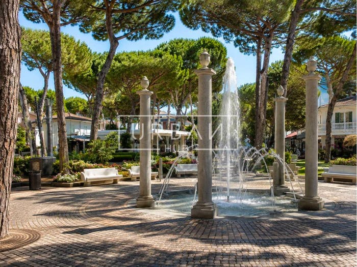 Appartamento con 5 locali in vendita in Viale Antonio Gramsci, Milano Marittima, Cervia